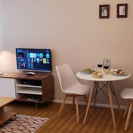 Ferienwohnung 2 Ambientes En Almagro En Av Corrientes Para 2 Personas Buenos Aires Exterior foto